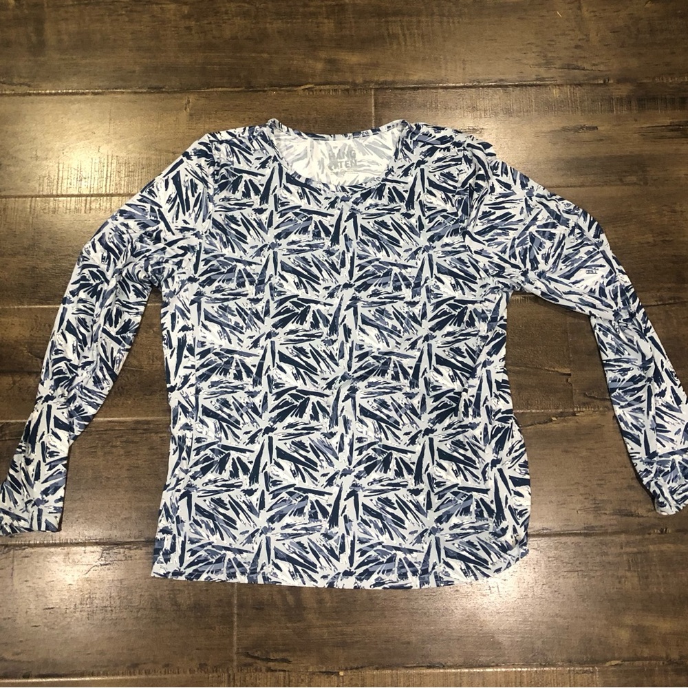 NWOT rashguard and swim pants set - Picture 2 of 10